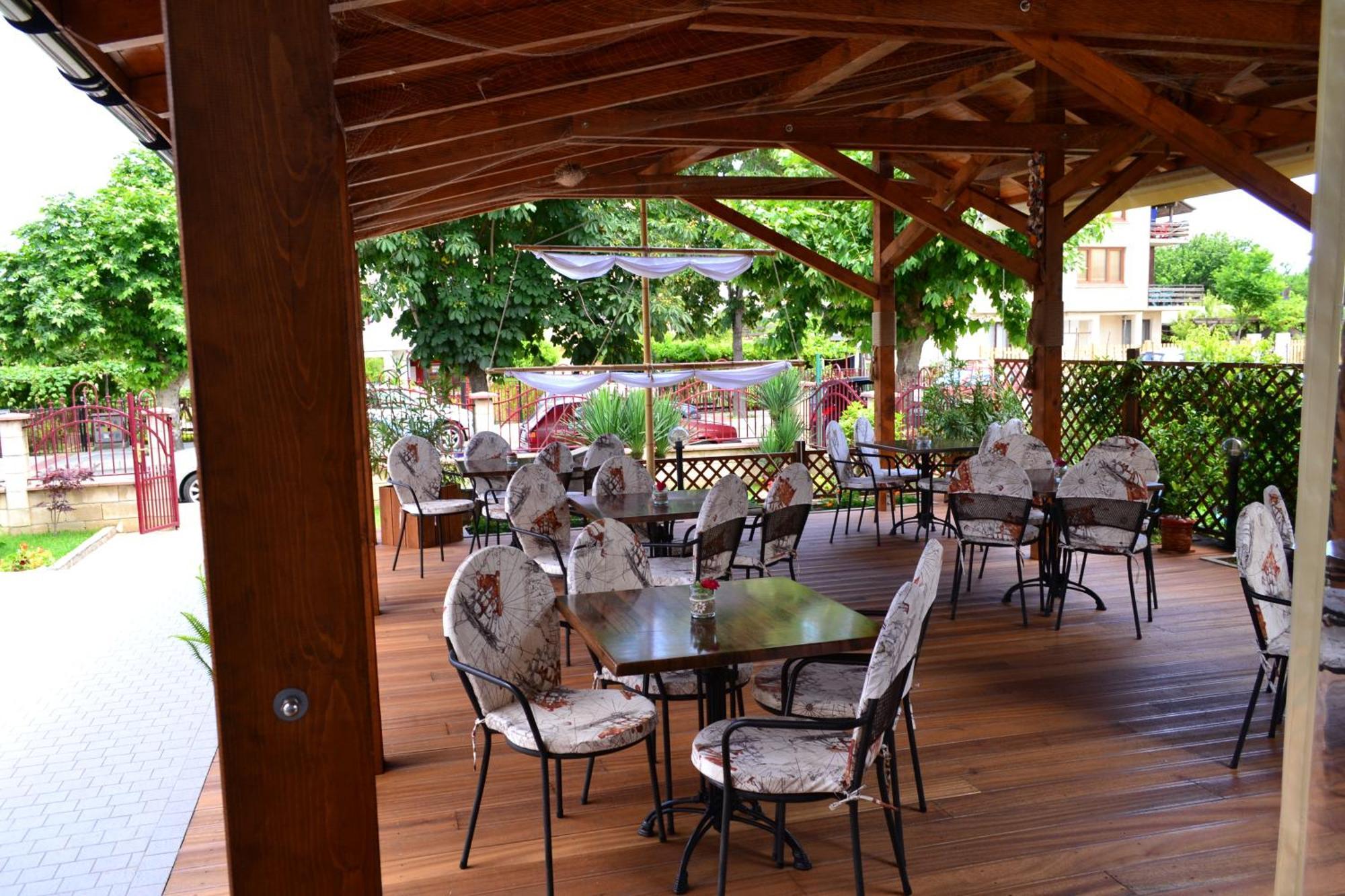 Saint George Family Hotel Lozenets Exterior photo