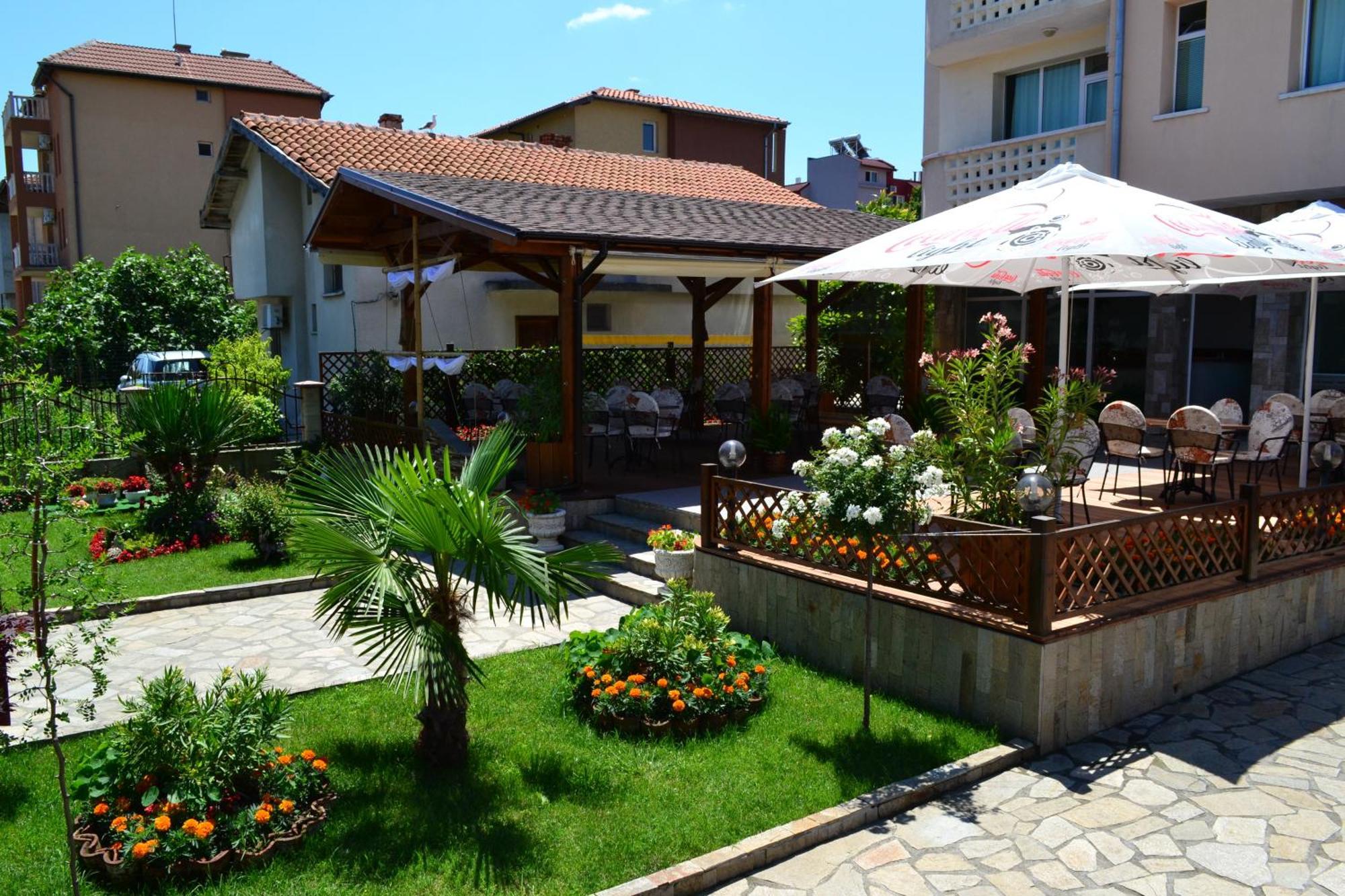 Saint George Family Hotel Lozenets Exterior photo