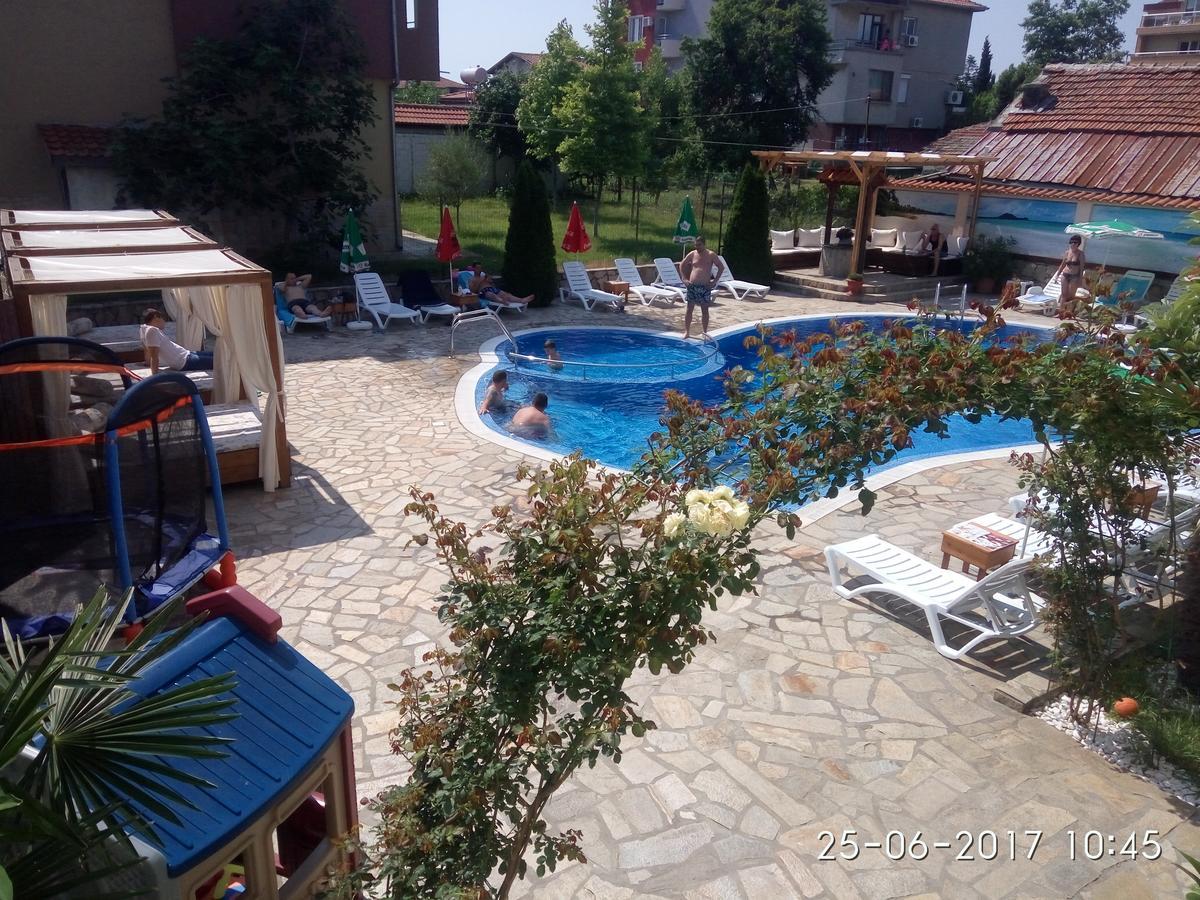 Saint George Family Hotel Lozenets Exterior photo
